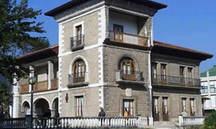 Apartamento Estelas De Cantabria Corrales De Buelna Екстер'єр фото