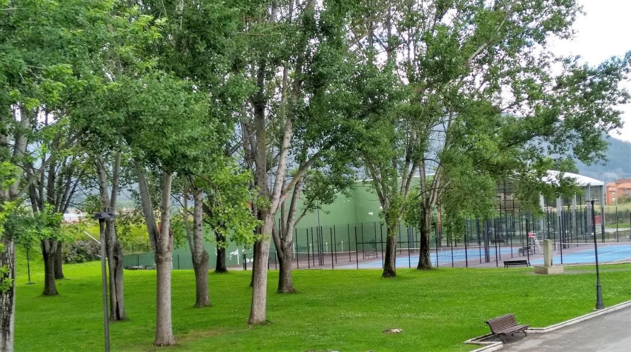 Apartamento Estelas De Cantabria Corrales De Buelna Екстер'єр фото